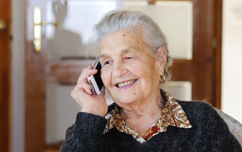 phone date, senior, senior citizen, Edgewood Senior Living